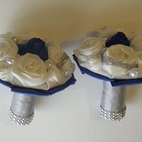 Bouquet en satins et en perles