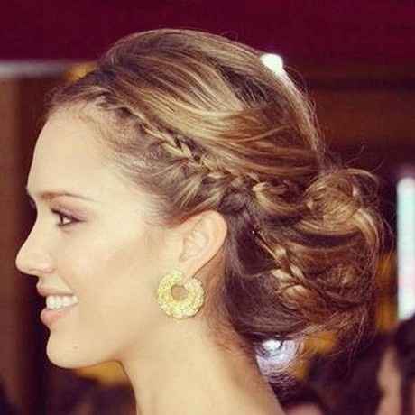 Chignon sur cheveux epaules