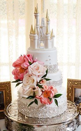 Inspirations Wedding cake Theme Disney 11