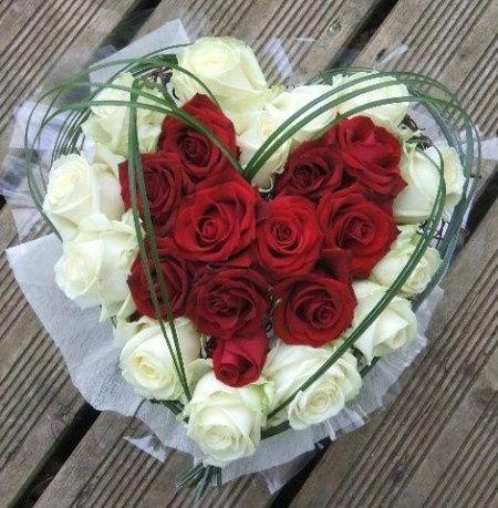 bouquet de mariée forme cœur 