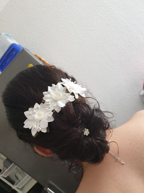 Ma robe, ma coiffeure et mon maquillage 2