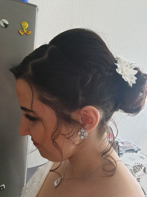 Ma robe, ma coiffeure et mon maquillage 3