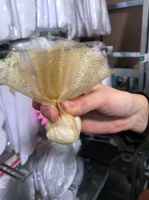 avec quelques dragées noires en plus