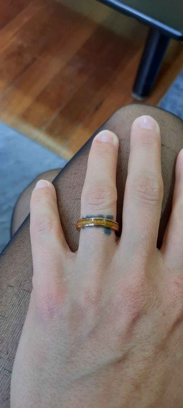Ta bague de fiançailles sur le Pinterest de Mariages.net ça t'intéresse ? ❤️ - 1