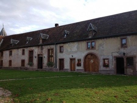Façade logement des invités