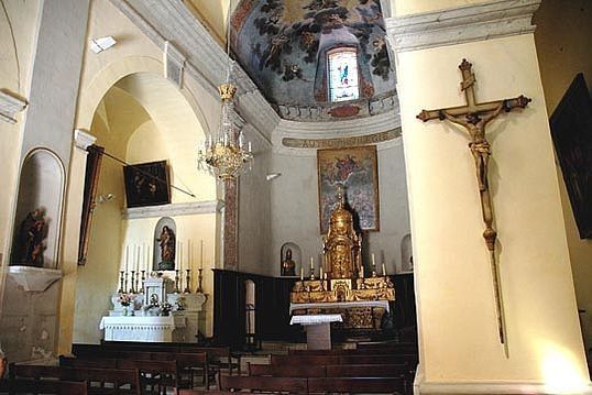Intérieur de Eglise St Gérard de Tencque