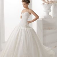 Discussion robes de mariée du 15 avril