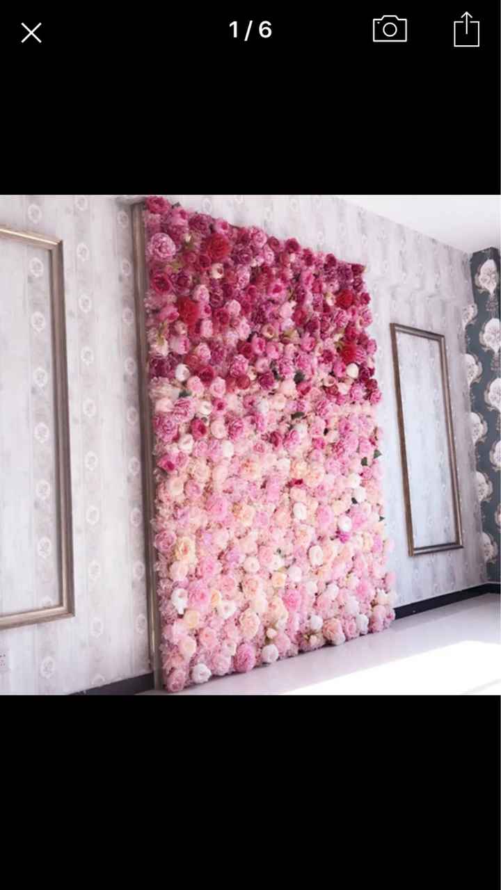 Mur derrière la table des mariés - 1