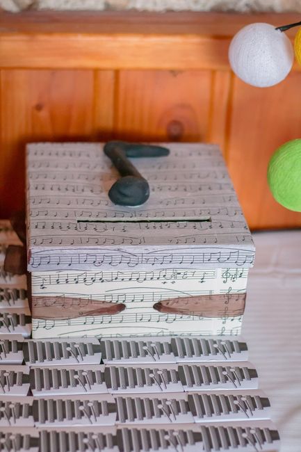 urnes et boîtes à dragées