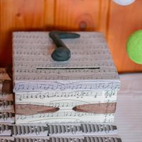 urnes et boîtes à dragées