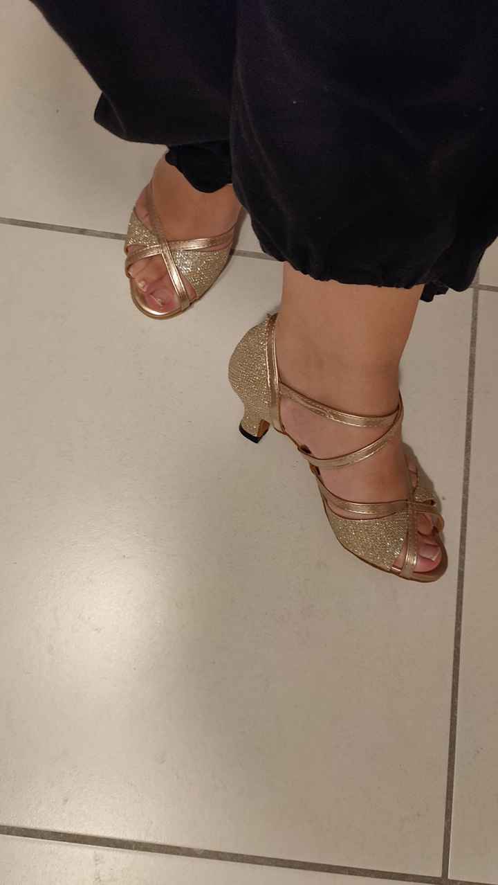 Ma 2ème paire de chaussures de rechange 👠🩹 - 1