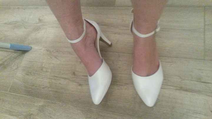 Chaussures de mariée blanche confortables  trouvées! - 1