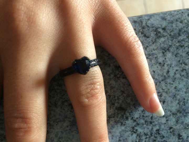 Enfin reçu ma bague de fiançaille - 1