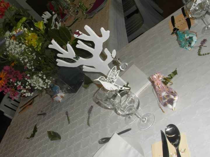 Porte noms carton découpé au laser... un grand succès !