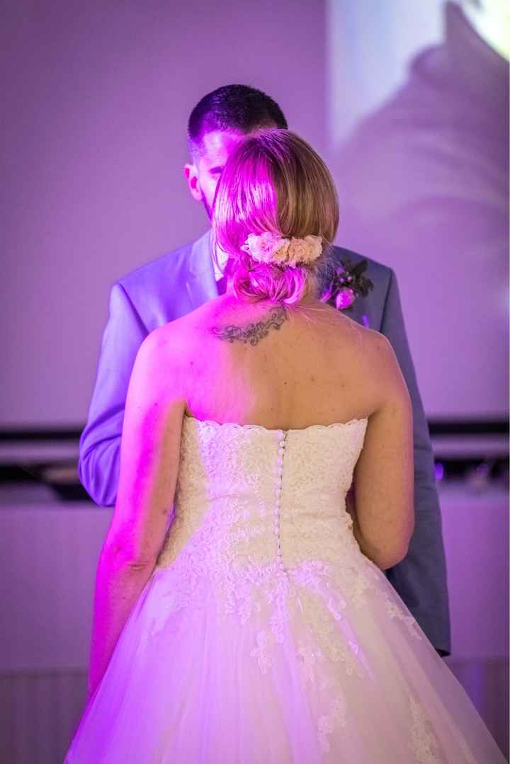 Coiffure mariée cheveux mi-longs - 2