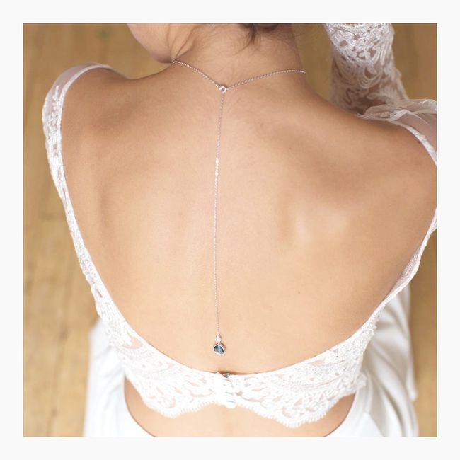 Sarah Aime - Bijou de dos bleu