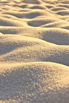 B : du sable