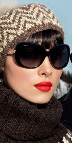 A : des lunettes grande protection