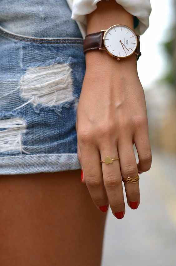 C : Une jolie montre achetée dans une petite boutique