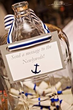 Le bocal à messages (perdus en mer...)