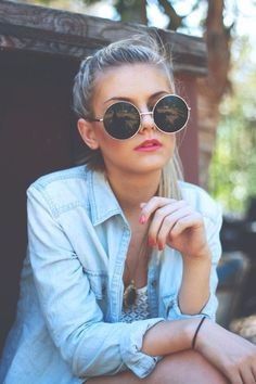 B : des lunettes tendances