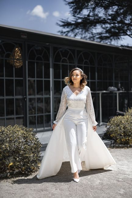 Mariée en pantalon : tu valides la traîne amovible ? 👰 2