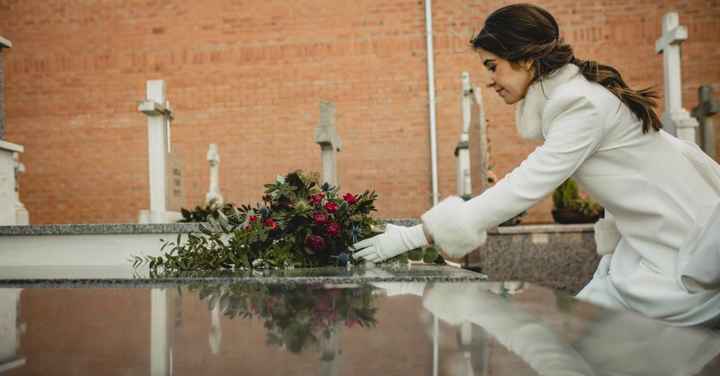 4 façons de rendre hommage aux personnes absentes 🕊️ - 3