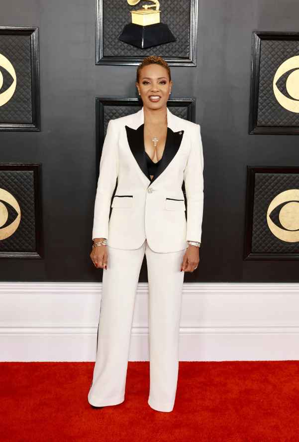 Total-look blanc : voici notre sélection suite aux Grammy Awards 2023 🤍 - 4