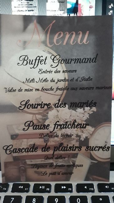 Menu et marque place et boules transparentes - 2