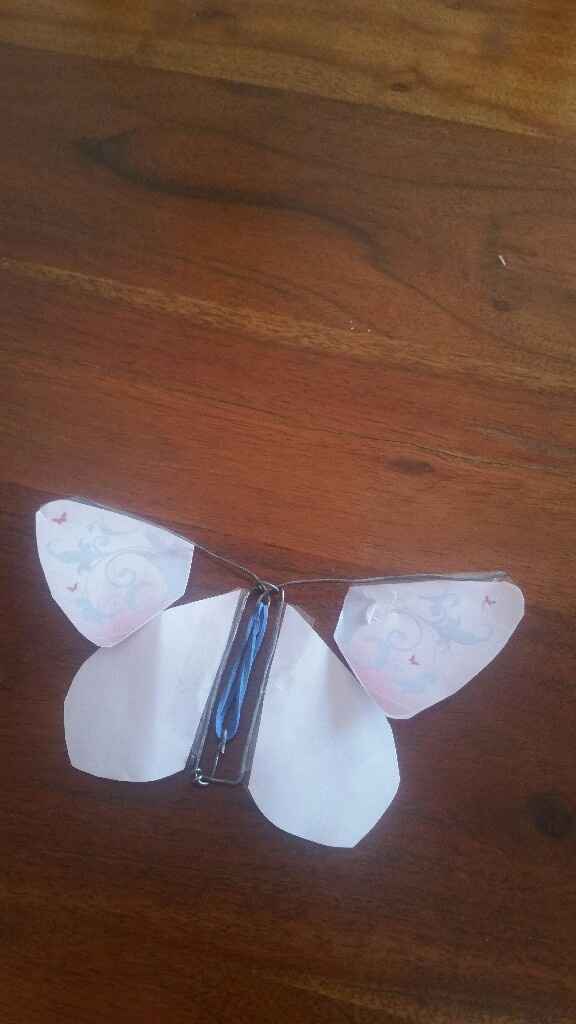  Papillon magique. - 2