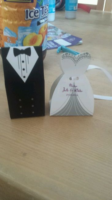 Contenant à dragées - 1