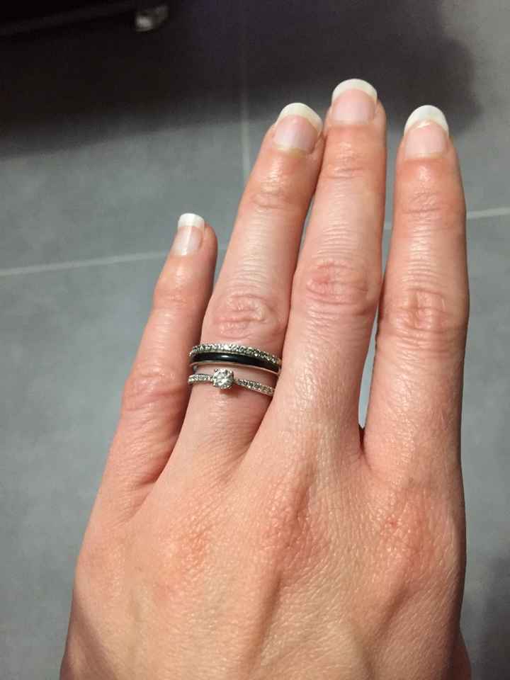 Avez-vous publié une photo de votre bague de fiançailles ? - 1