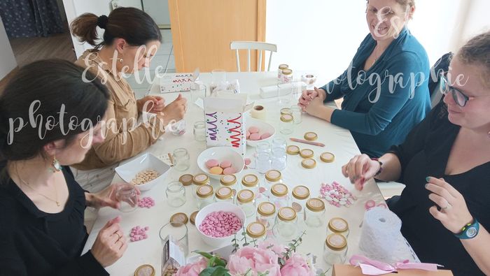 Aprem girly remplissage pots de dragées 🎀🍶 5