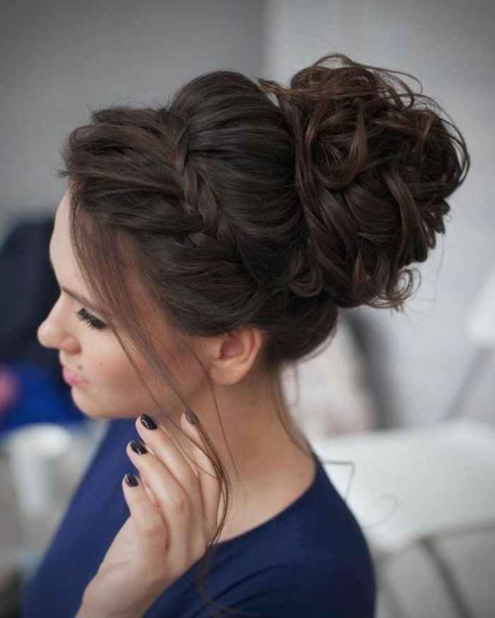 Aidez moi svp, recherche coiffeuse maquilleuse à domicile Loire-atlantique - 2