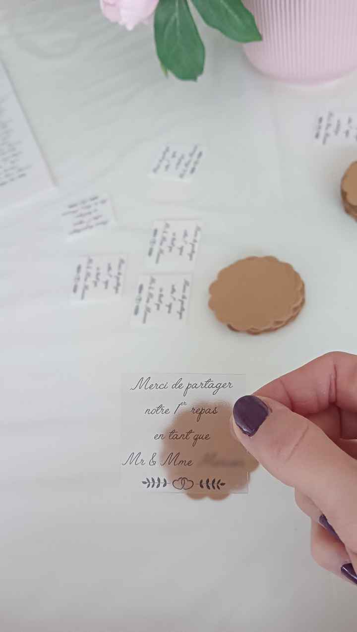 diy tuto étiquettes de serviettes personnalisées kraft "merci de partager notre 1er repas en tant qu