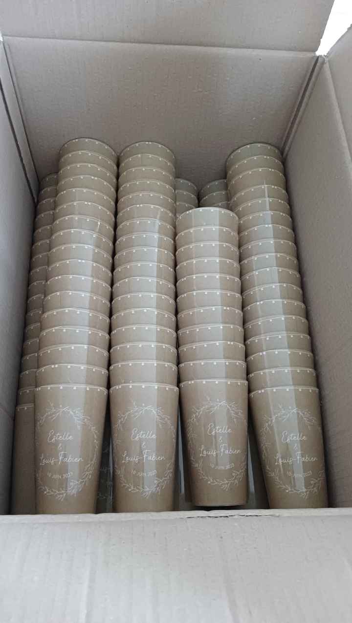 Nos gobelets personnalisés kraft, blanc et guirlande 🥛🟫 - 1