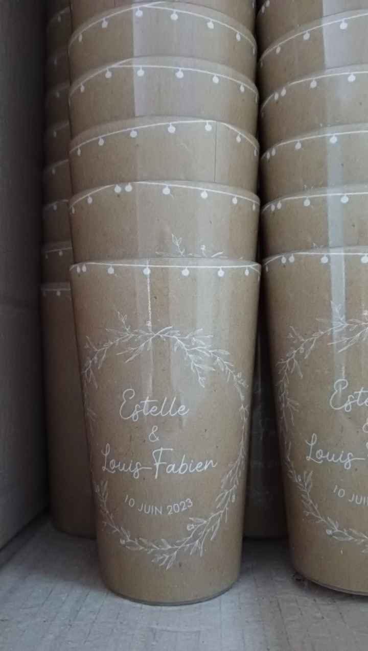 Nos gobelets personnalisés kraft, blanc et guirlande 🥛🟫 - 2