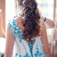 Merci le beau papa de ma soeur (coiffeur à la retraite) pour ma coiffure à la Sissi (fan des films)