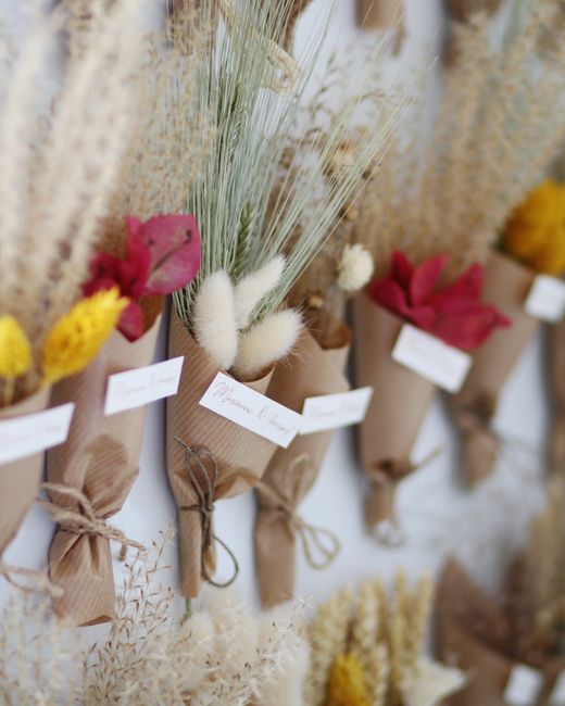 Cadeaux invités magnets en fleurs séchées 2