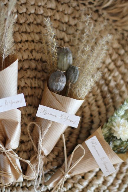 Cadeaux invités magnets en fleurs séchées 3