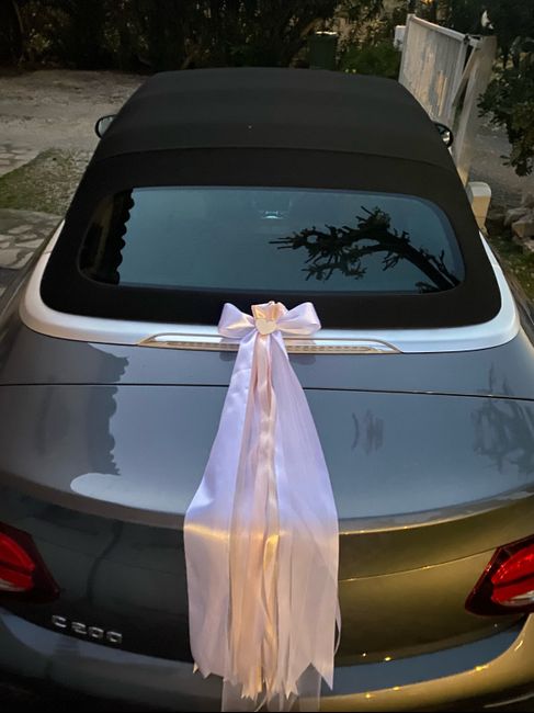 Décoration voiture mariés 5