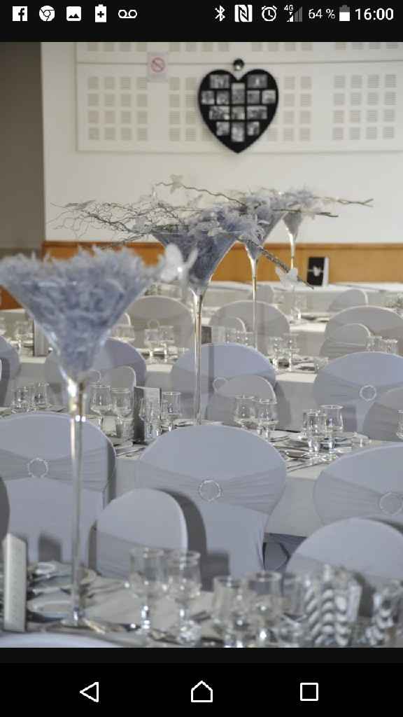  Couleur gris (argent) blanc et beige - 1