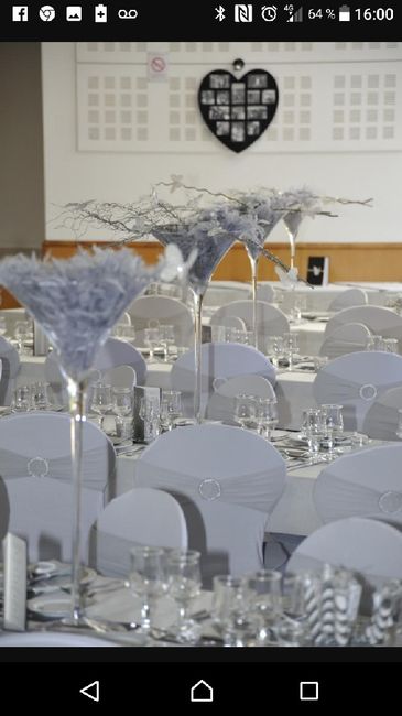  Couleur gris (argent) blanc et beige - 1