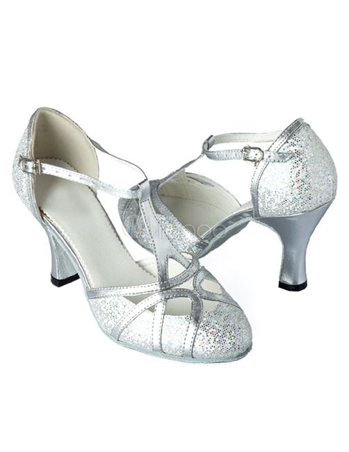 Trouver chaussure à son pied! Votez 😃 - 2