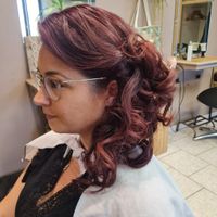 Coiffure/boucle d'oreilles - 1