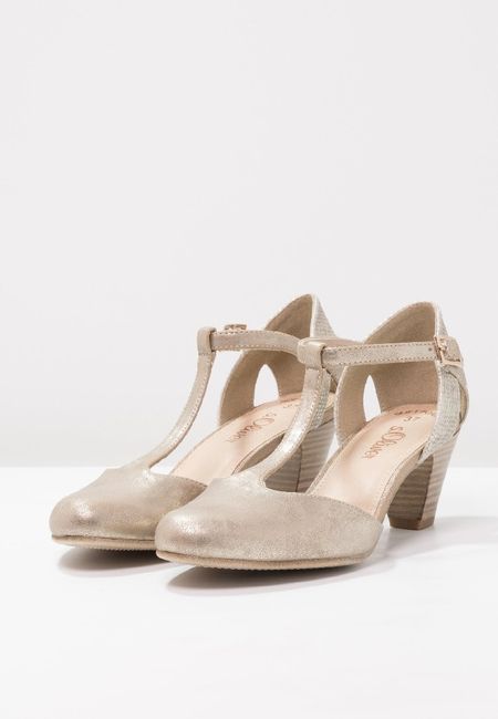 Et les chaussures - 1