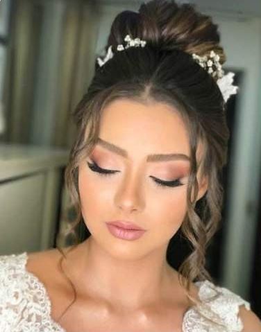 Tendance 2023 pour le maquillage 38