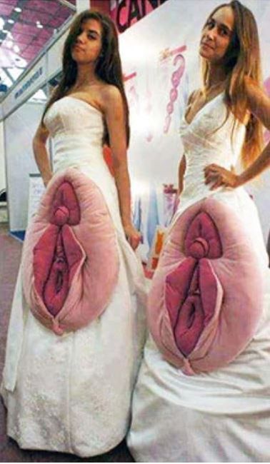 Pour rire un peu : Les pires robes de Mariées. 5