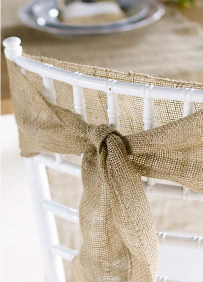 Décoration chaises plastiques 6