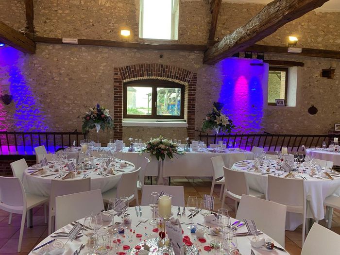 Nappe ou centre de table 4